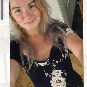 Meet your Posher, Caitlin